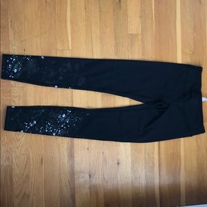 Ivivva by Lulu lemon black leggings with design